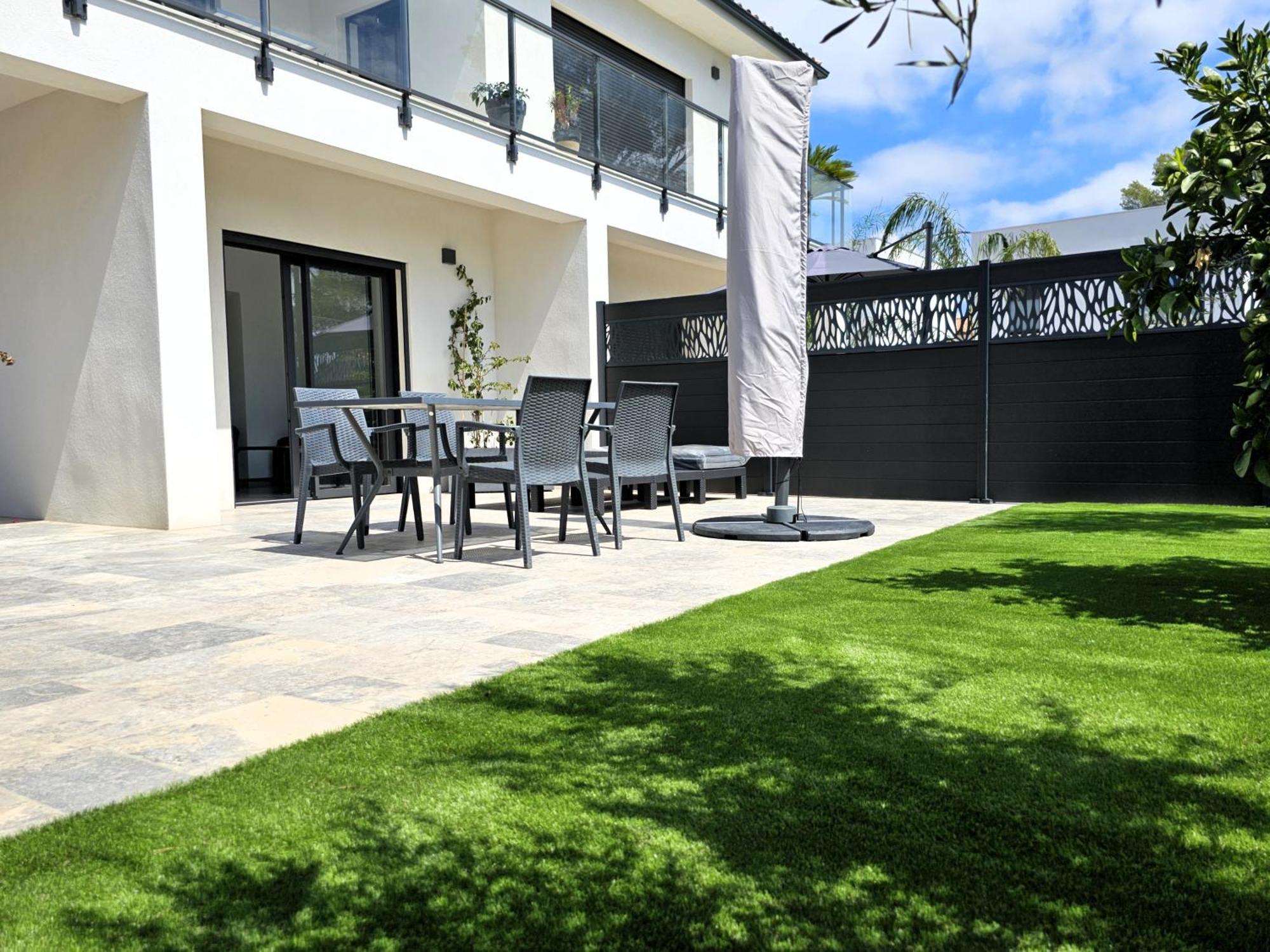 Etoile Du Berger Saint Aygulf 3 Villas Et 4 Appartements Jardin Individuel Et Piscine Chauffee En Saison - La Mer Et Les Plages 450 M エクステリア 写真