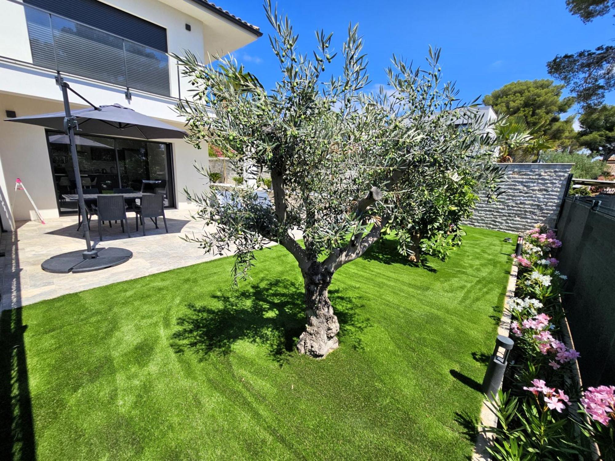 Etoile Du Berger Saint Aygulf 3 Villas Et 4 Appartements Jardin Individuel Et Piscine Chauffee En Saison - La Mer Et Les Plages 450 M エクステリア 写真