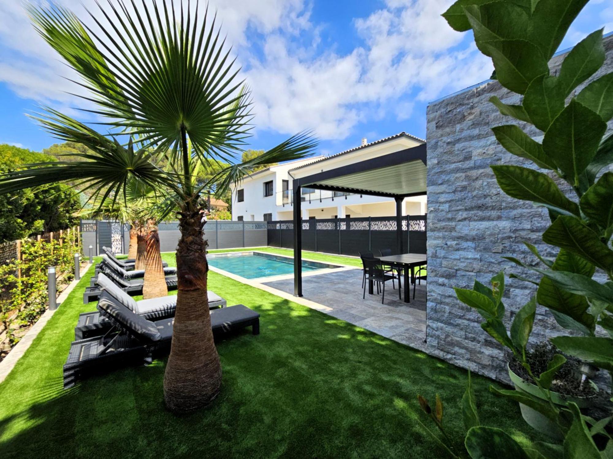 Etoile Du Berger Saint Aygulf 3 Villas Et 4 Appartements Jardin Individuel Et Piscine Chauffee En Saison - La Mer Et Les Plages 450 M エクステリア 写真